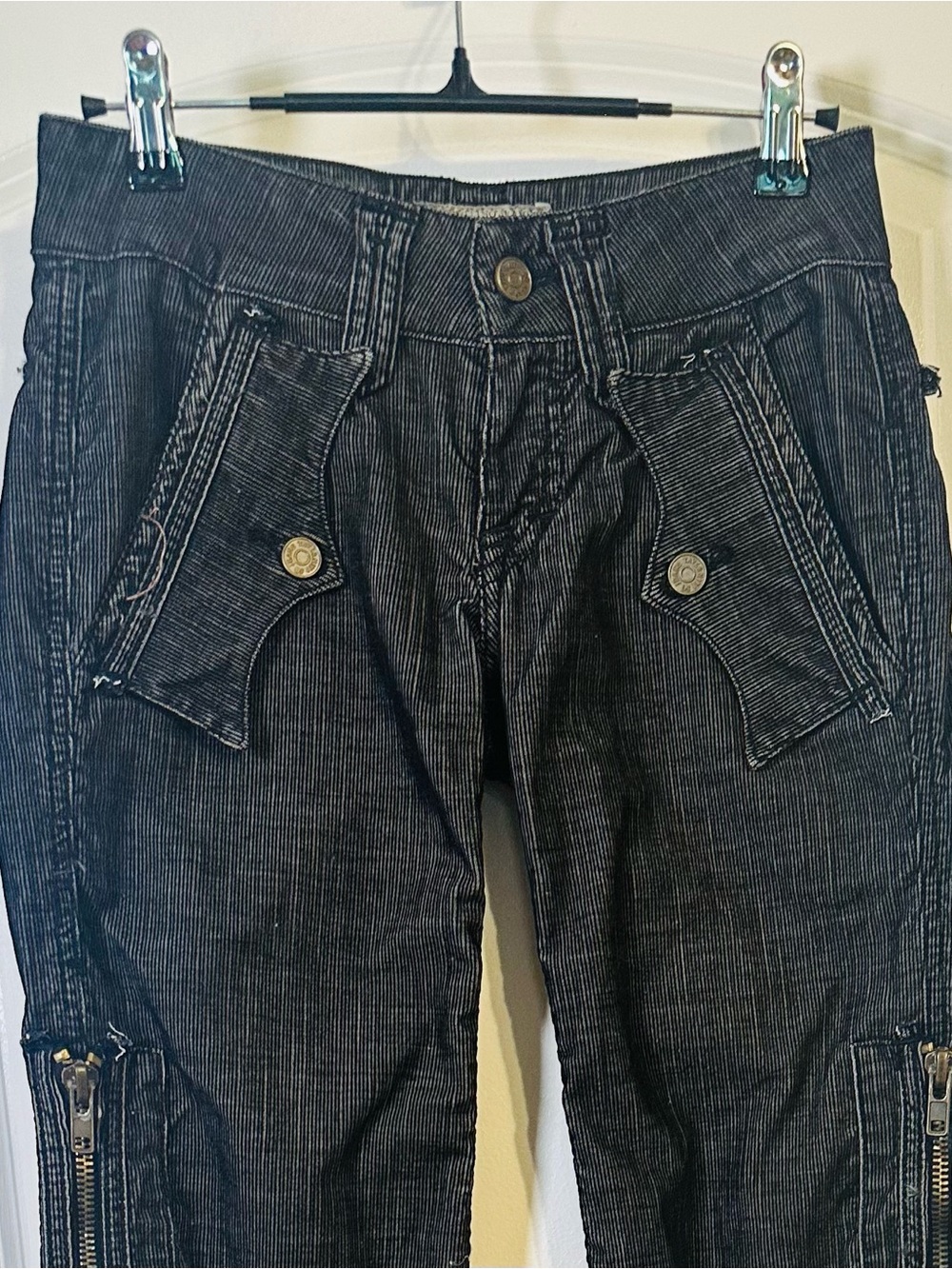Rare VTG Y2K Taverniti So Jeans "Twiggy" Black Cargo Flare Pants Size 24